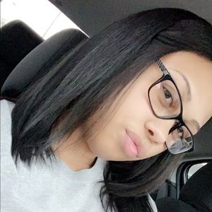 Meet your Posher, Briannna